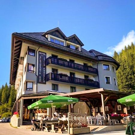 Biker Hotel Al Gallo Forcello Passo di Pramollo Esterno foto