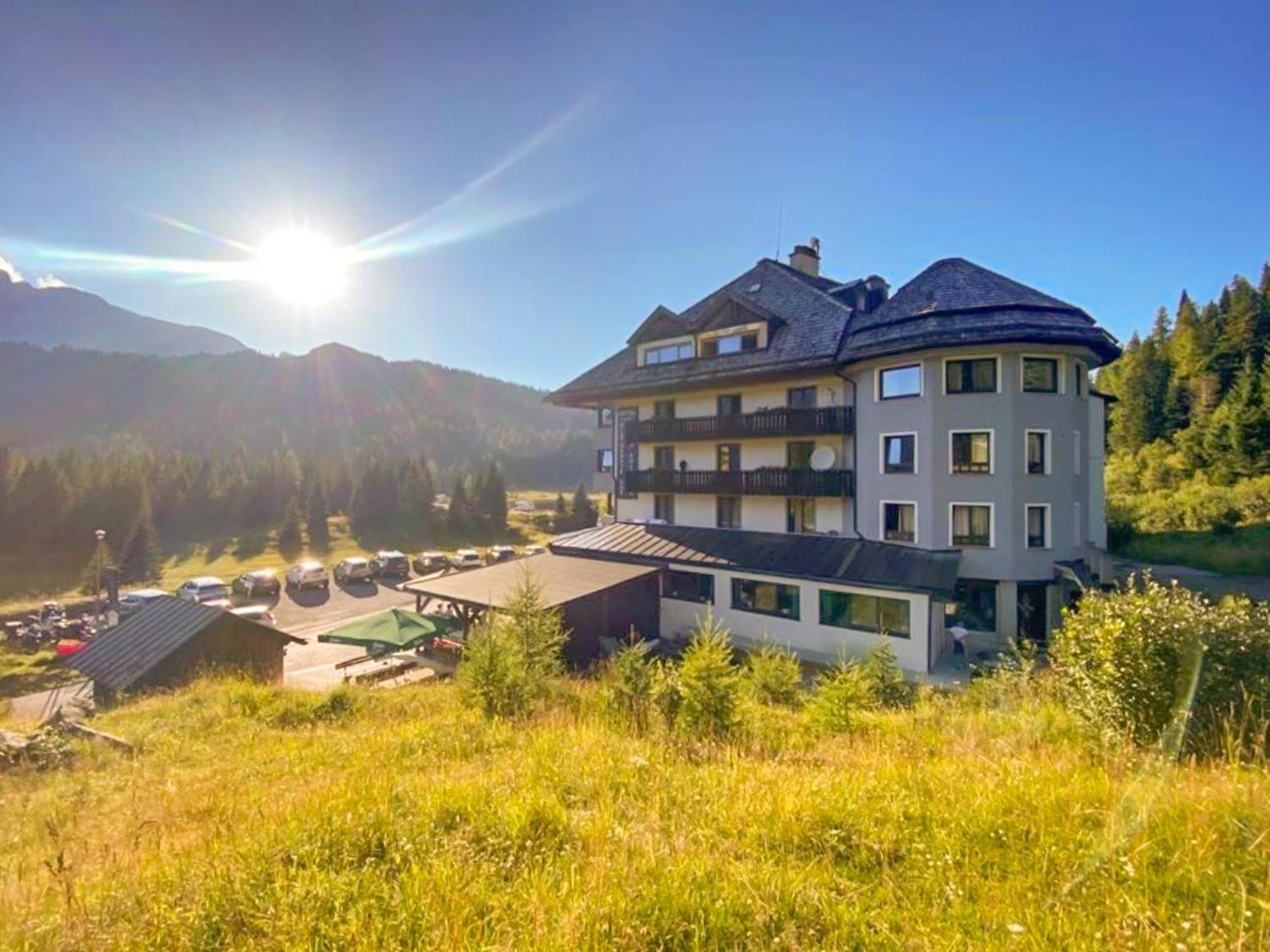 Biker Hotel Al Gallo Forcello Passo di Pramollo Esterno foto