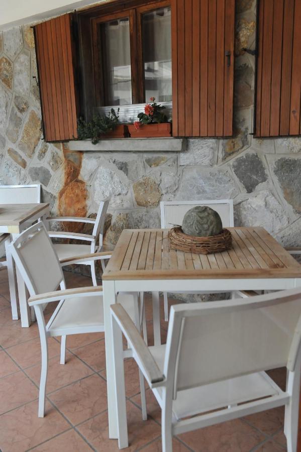 Biker Hotel Al Gallo Forcello Passo di Pramollo Esterno foto
